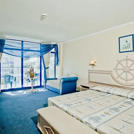 Hotel Chaika Metropol 4*